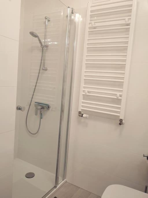 Apartament 4 Seasons- Basen Wewnetrzny,Jacuzzi,Sauna,Silownia I Kulkoland W Cenie!!! Kołobrzeg Kültér fotó