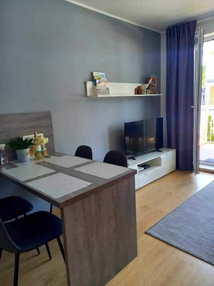 Apartament 4 Seasons- Basen Wewnetrzny,Jacuzzi,Sauna,Silownia I Kulkoland W Cenie!!! Kołobrzeg Kültér fotó